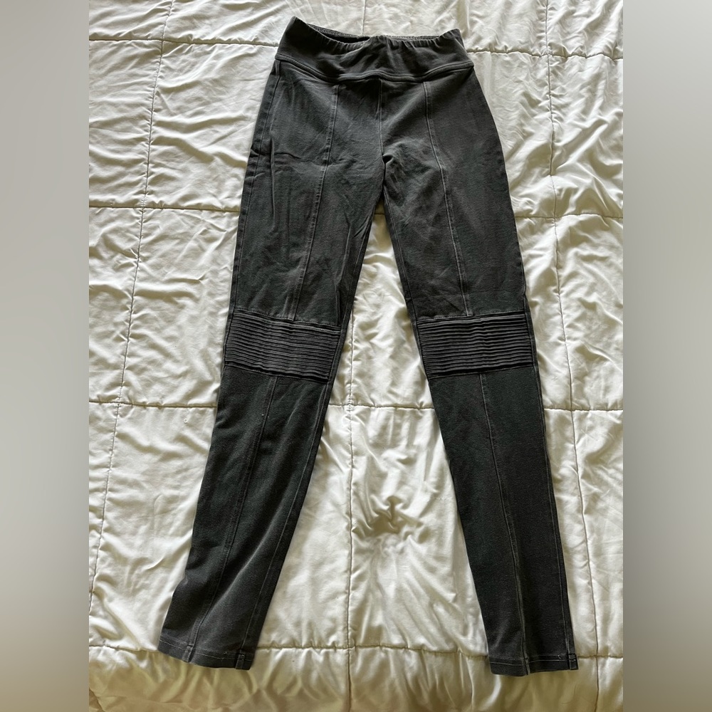 Forever 21 Moto Leggings
